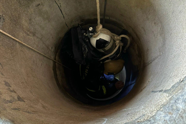 Cô gái tàn tật tử vong dưới giếng sâu