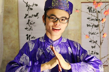 Du học sinh Việt háo hức chuẩn bị clip chúc Tết gửi về Việt Nam