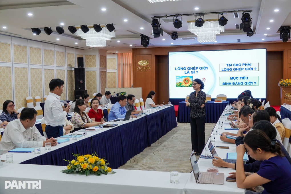 Bình đẳng giới là khi cả nam nữ đều được hưởng quyền lợi phù hợp - 4