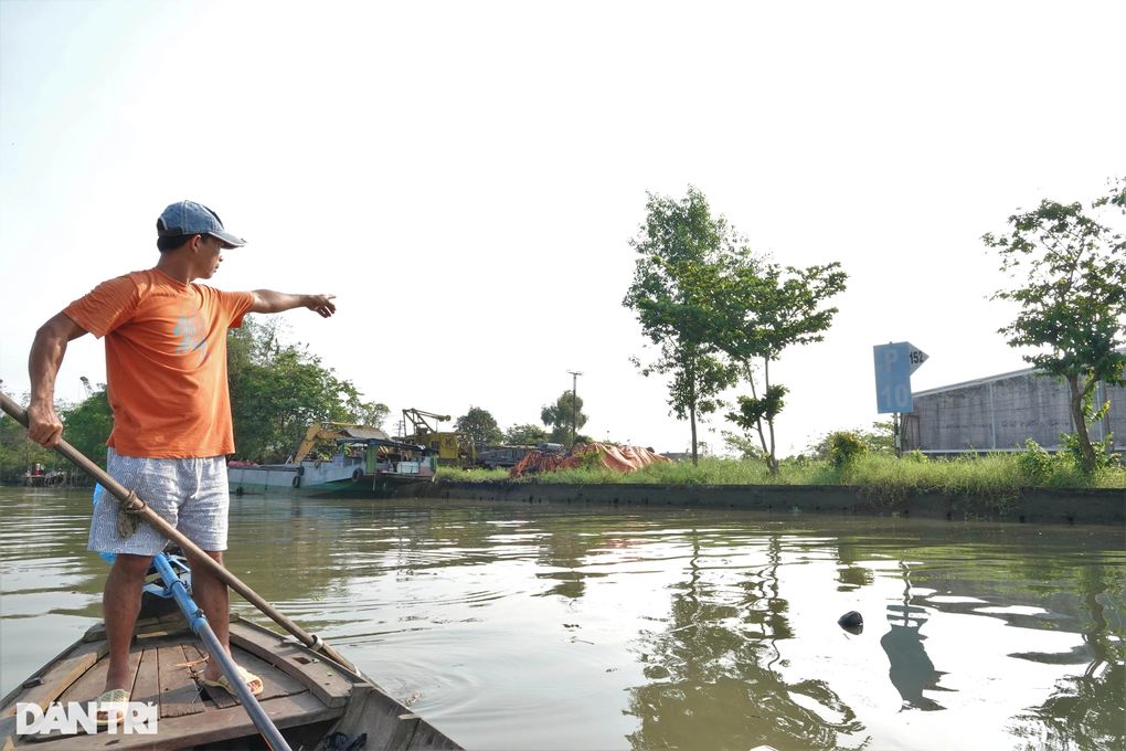 Ngủ cũng phải đeo khẩu trang vì mùi hôi từ nhà máy phân hữu cơ - 3 Ngủ cũng phải đeo khẩu trang vì mùi hôi từ nhà máy phân hữu cơ - 3