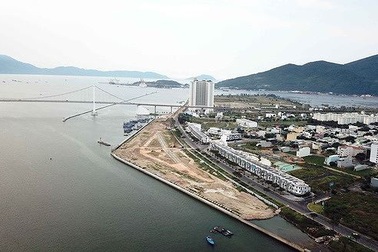 Lao vào cơn "sốt" đất nền ven biển, nhà đầu tư coi chừng ôm hận