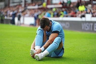 Thắng trận giao hữu, Man City mất "hổ tướng"