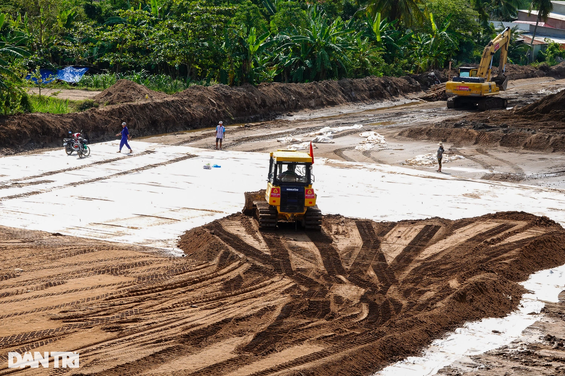 Cao tốc Mỹ Thuận - Cần Thơ chạy nước rút thi công ngày đêm - 6 Cao tốc Mỹ Thuận - Cần Thơ chạy nước rút thi công ngày đêm - 6