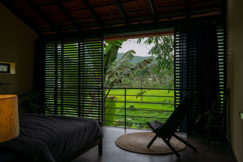 Con trai xây tặng bố mẹ căn nhà trên đồi đẹp như homestay ở Quảng Nam - 2 Con trai xây tặng bố mẹ căn nhà trên đồi đẹp như homestay ở Quảng Nam - 2