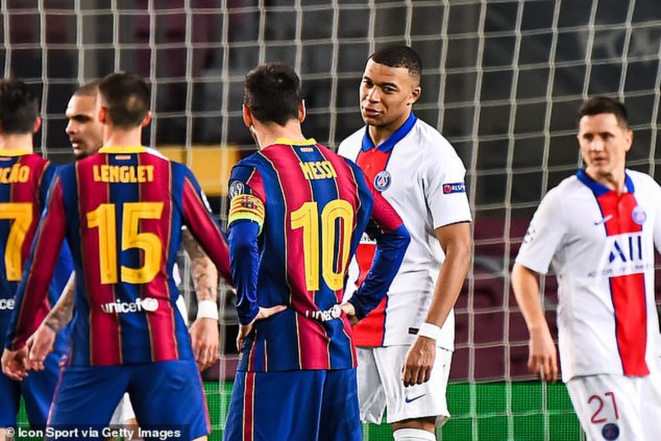 Messi bị chỉ trích dữ dội vì thái độ thi đấu - 2 Messi bị chỉ trích dữ dội vì thái độ thi đấu - 2