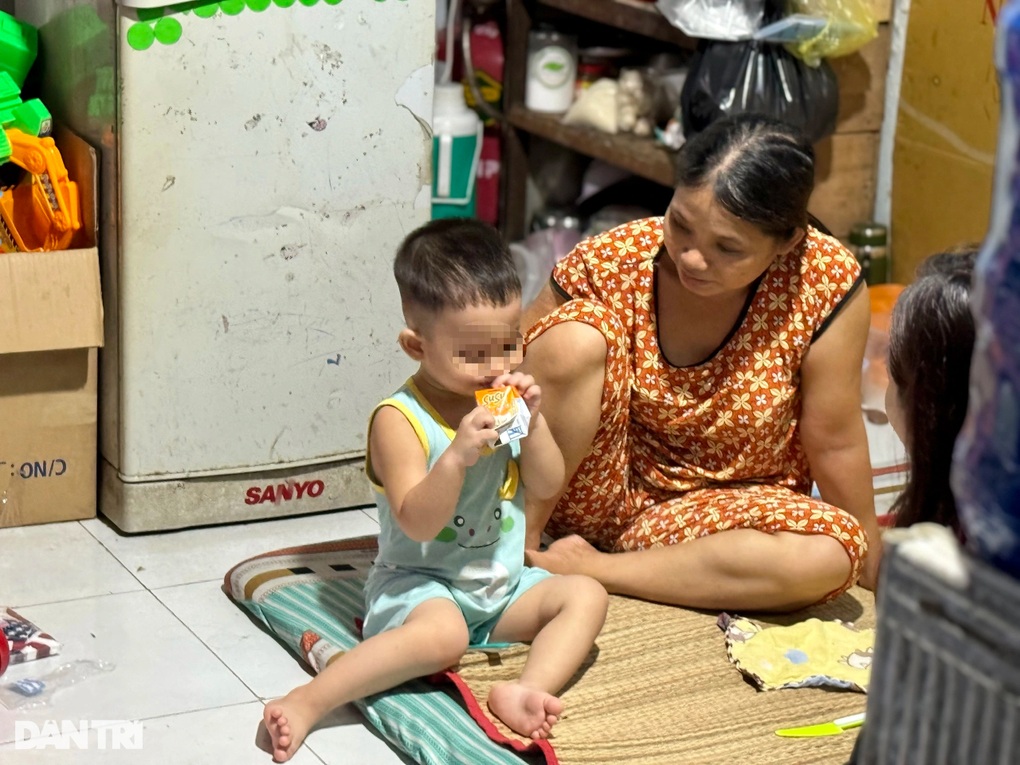 Tâm sự buồn của nữ công nhân 10 năm chưa nếm mùi bánh Trung thu - 2 Tâm sự buồn của nữ công nhân 10 năm chưa nếm mùi bánh Trung thu - 2