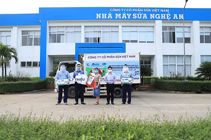 Quỹ sữa Vươn cao Việt Nam: Chính lúc này, trẻ em khó khăn đang cần chúng ta nhất - Ảnh 5. Quỹ sữa Vươn cao Việt Nam: Chính lúc này, trẻ em khó khăn đang cần chúng ta nhất - Ảnh 5.