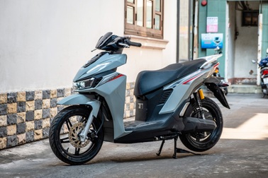 Đánh giá VinFast Viper: Dáng đẹp, phuộc êm nhưng vẫn có điểm trừ