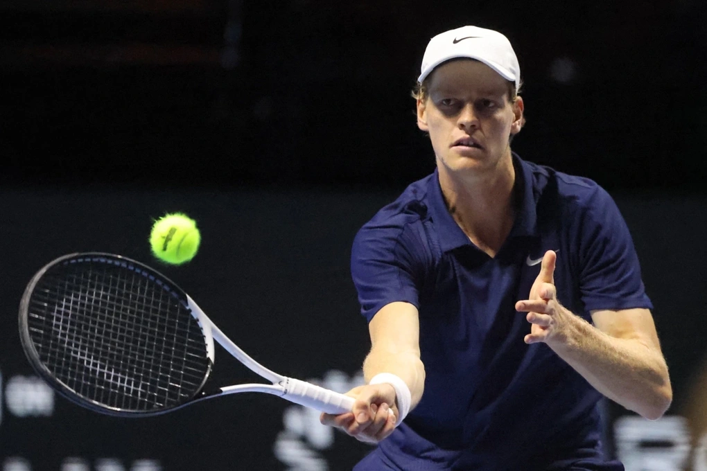 Sinner chạm trán Djokovic ở bán kết Six Kings Slam 2025 - 1 Sinner chạm trán Djokovic ở bán kết Six Kings Slam 2025 - 1