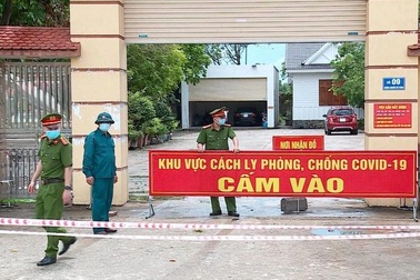 Truy bắt, đưa trở lại nơi cách ly 2 trường hợp bỏ trốn