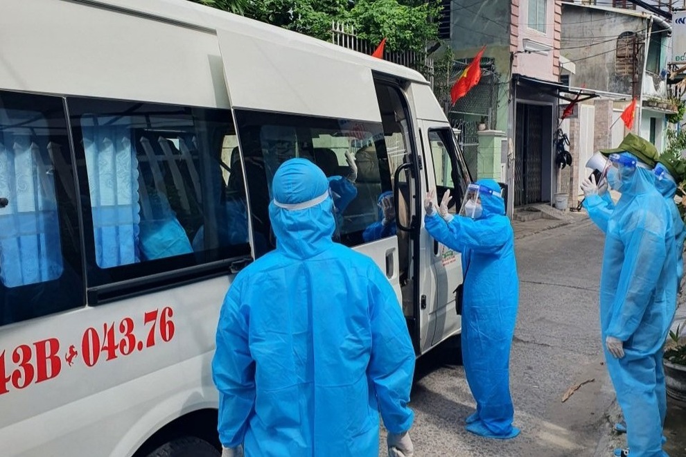 Đà Nẵng di dời dân khỏi các ngõ, hẻm có nhiều ca Covid-19 - 2 Đà Nẵng di dời dân khỏi các ngõ, hẻm có nhiều ca Covid-19 - 2