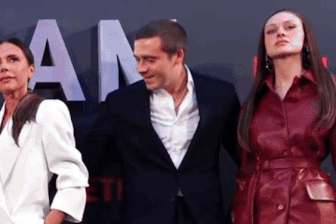 Khoảnh khắc lạnh nhạt giữa Victoria Beckham và con dâu gây xôn xao