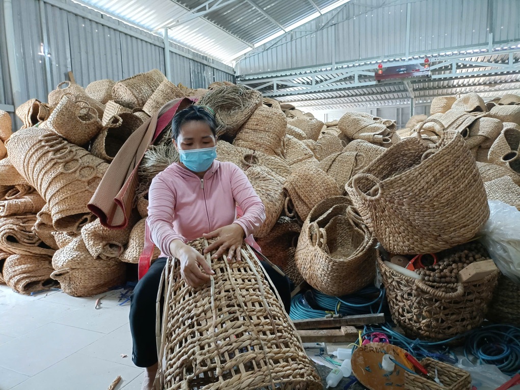 TPHCM: Nhiều hỗ trợ hấp dẫn cho hộ kinh doanh chuyển lên doanh nghiệp - 2 TPHCM: Nhiều hỗ trợ hấp dẫn cho hộ kinh doanh chuyển lên doanh nghiệp - 2
