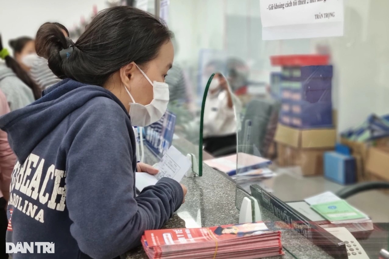 Nhận BHXH một lần, mất quyền lợi lương hưu khi về già - 1 Nhận BHXH một lần, mất quyền lợi lương hưu khi về già - 1