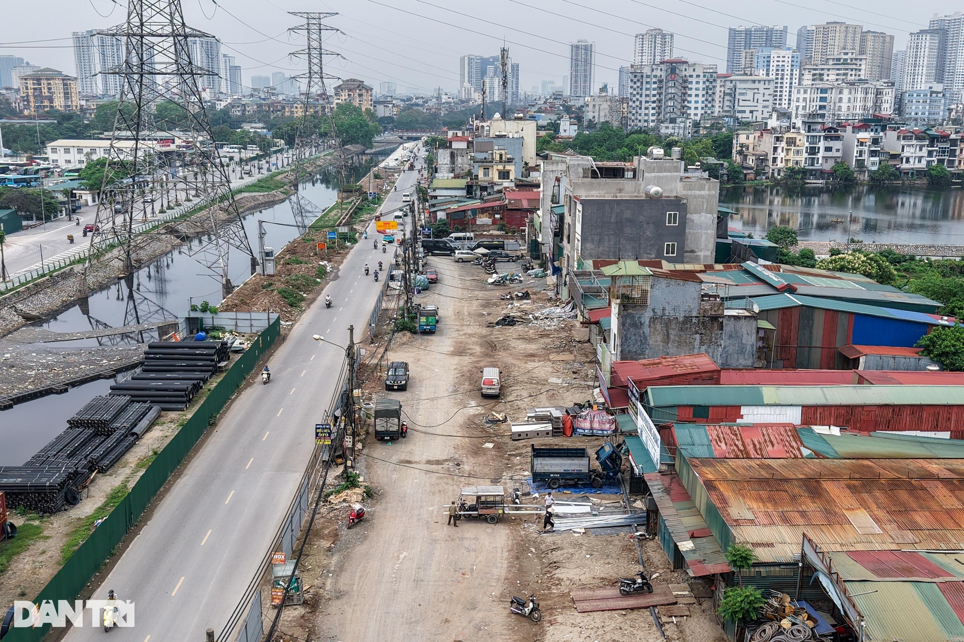 Loạt dự án giao thông chậm tiến độ, thi công ì ạch gây lãng phí ở Hà Nội - 6 Loạt dự án giao thông chậm tiến độ, thi công ì ạch gây lãng phí ở Hà Nội - 6