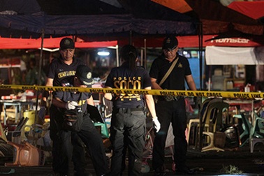 Abu Sayyaf nhận trách nhiệm vụ đánh bom khu chợ đêm ở Philippines