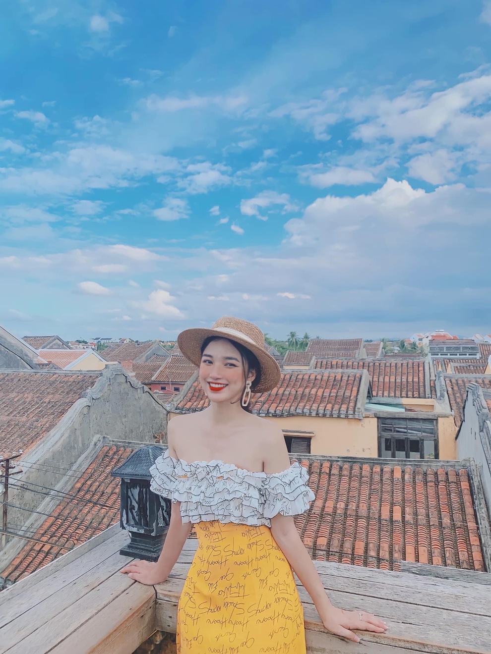 Cô giáo trường nghề xinh đẹp là gương mặt quảng cáo đắt show - 8 Cô giáo trường nghề xinh đẹp là gương mặt quảng cáo đắt show - 8