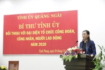 Bí thư Tỉnh ủy Quảng Ngãi đối thoại với công nhân