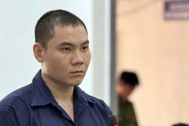 Mang súng đến nhà bắn cha và anh trai của vợ hờ