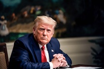 Những thách thức làm khó giấc mơ trở lại "ghế nóng" của ông Trump