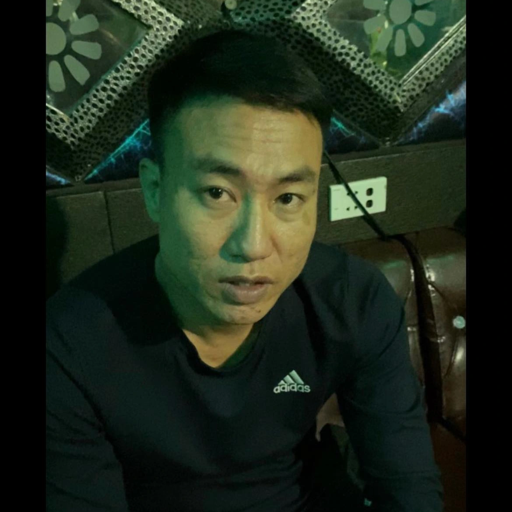Bắt quả tang 10 nam, nữ thanh niên bay lắc trong quán karaoke - 1 Bắt quả tang 10 nam, nữ thanh niên bay lắc trong quán karaoke - 1