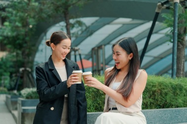 Giới trẻ từng bước thay đổi văn hóa làm việc nơi công sở