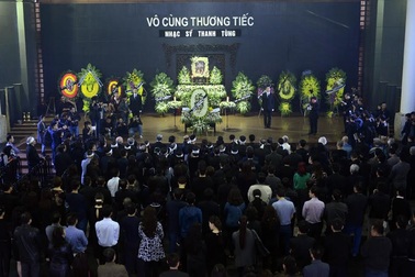 Giai điệu "Hoa cúc vàng" tiễn biệt nhạc sĩ Thanh Tùng về nơi xa