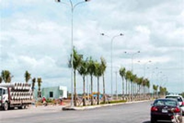 Đổ xô đi mua đất chờ... đền bù