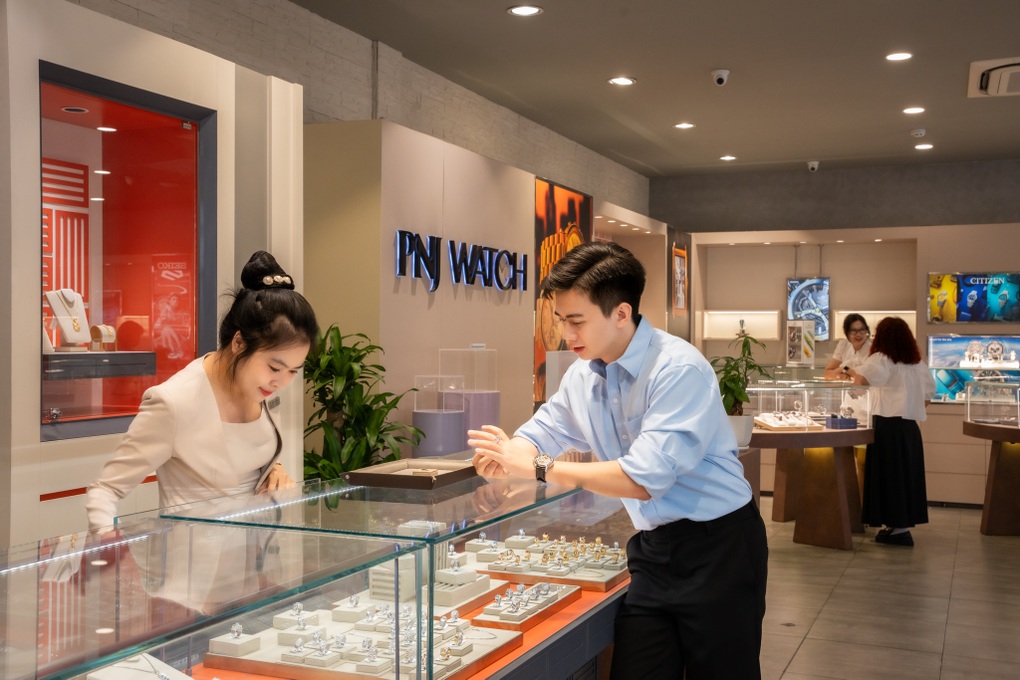 PNJ được vinh danh Doanh nghiệp xanh TPHCM năm 2024 - 4 PNJ được vinh danh Doanh nghiệp xanh TPHCM năm 2024 - 4