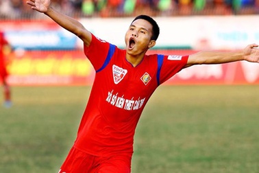 Lập hattrick vào lưới HA Gia Lai, Lê Văn Thắng dẫn đầu danh sách ghi bàn