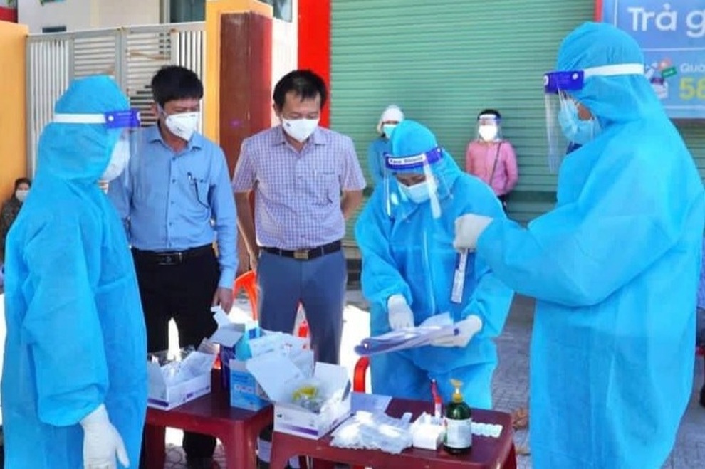 Sáng 19/9, Hà Nội khóa chặt ổ dịch Long Biên, nhiều nơi không có F0 mới - 3 Sáng 19/9, Hà Nội khóa chặt ổ dịch Long Biên, nhiều nơi không có F0 mới - 3