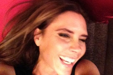 David Bekham khoe ảnh cười tươi của vợ 