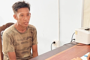 Lấy búa chém anh trai vì một câu nói