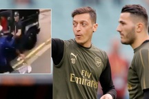 Băng cướp tấn công Mesut Ozil và Kolasinac bị bỏ tù hơn 100 năm