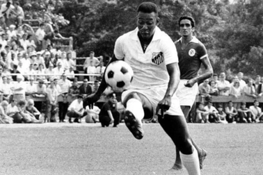 Sự thật về con số 1283 bàn thắng của "Vua bóng đá" Pele