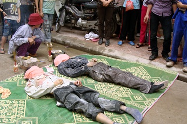 Hà Nội: Sập nhà đè chết và bị thương 3 người