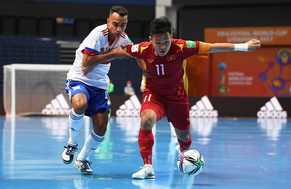 Những khoảnh khắc quả cảm của cầu thủ futsal Việt Nam trước Nga - 8 Những khoảnh khắc quả cảm của cầu thủ futsal Việt Nam trước Nga - 8
