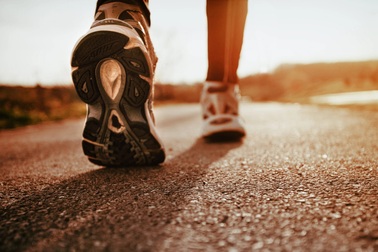 Đi bộ 7.000 bước mỗi ngày "mở khóa" cơ thể thế nào?