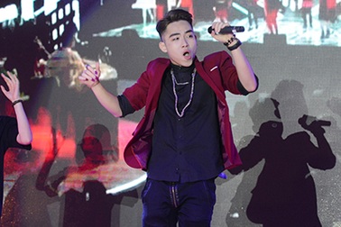 SV Báo chí hoá thành Sơn Tùng M-TP, Hà Hồ trong "Phút cuối"