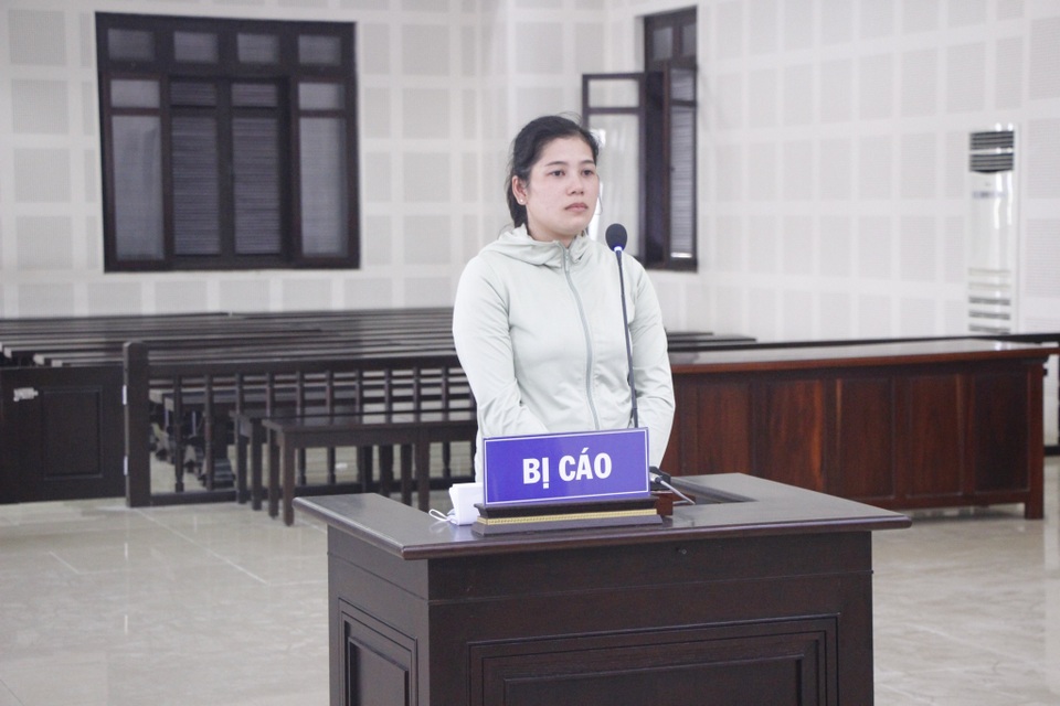 Làm giả sổ đỏ để chiếm đoạt tài sản - 1 Làm giả sổ đỏ để chiếm đoạt tài sản - 1