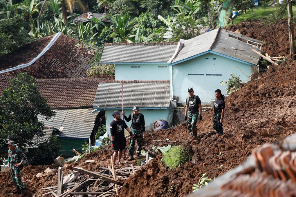 Số người chết do động đất ở Indonesia tăng lên 268 - 3 Số người chết do động đất ở Indonesia tăng lên 268 - 3
