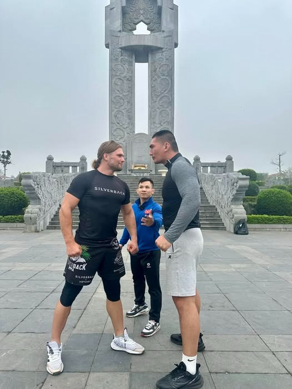 Thần sấm người Belarus chốt đấu vật với nhà vô địch SEA Games Hà Văn Hiếu - 1 Thần sấm người Belarus chốt đấu vật với nhà vô địch SEA Games Hà Văn Hiếu - 1