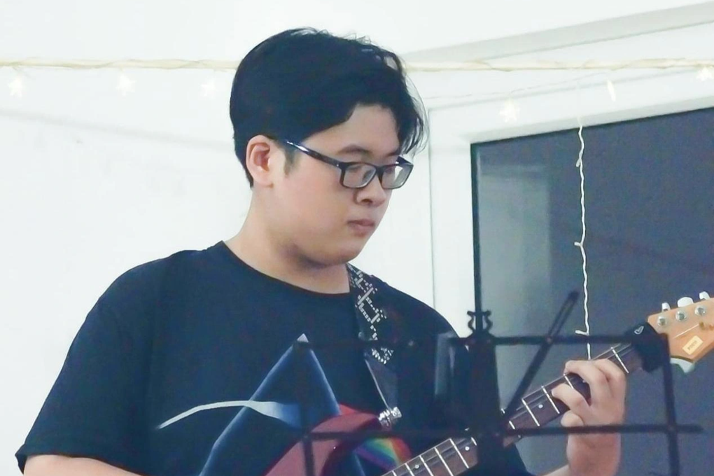 Còn hơn 2 tháng là đến Tết, sinh viên vào cuộc săn vé giá rẻ về quê - 3 Còn hơn 2 tháng là đến Tết, sinh viên vào cuộc săn vé giá rẻ về quê - 3