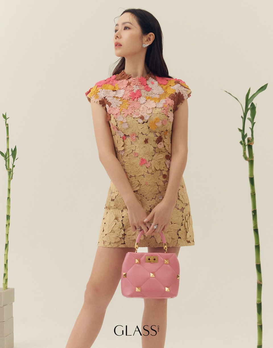 Son Ye Jin trẻ đẹp hơn từ khi yêu Hyun Bin - 6 Son Ye Jin trẻ đẹp hơn từ khi yêu Hyun Bin - 6