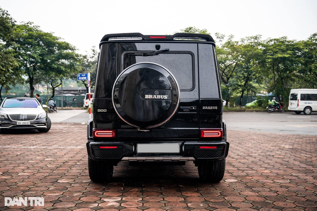 Mercedes-AMG G 63 rao giá 4,6 tỷ đồng sau 10 năm dùng và lăn bánh 100.000km - 3 Mercedes-AMG G 63 rao giá 4,6 tỷ đồng sau 10 năm dùng và lăn bánh 100.000km - 3
