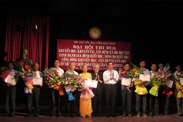 Hội Khuyến học tỉnh Nam Định vinh danh 150 đơn vị, cá nhân tiêu biểu