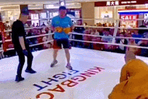 Clip "võ sư Trung Quốc múa may bị hạ đo ván" nổi bật tuần qua