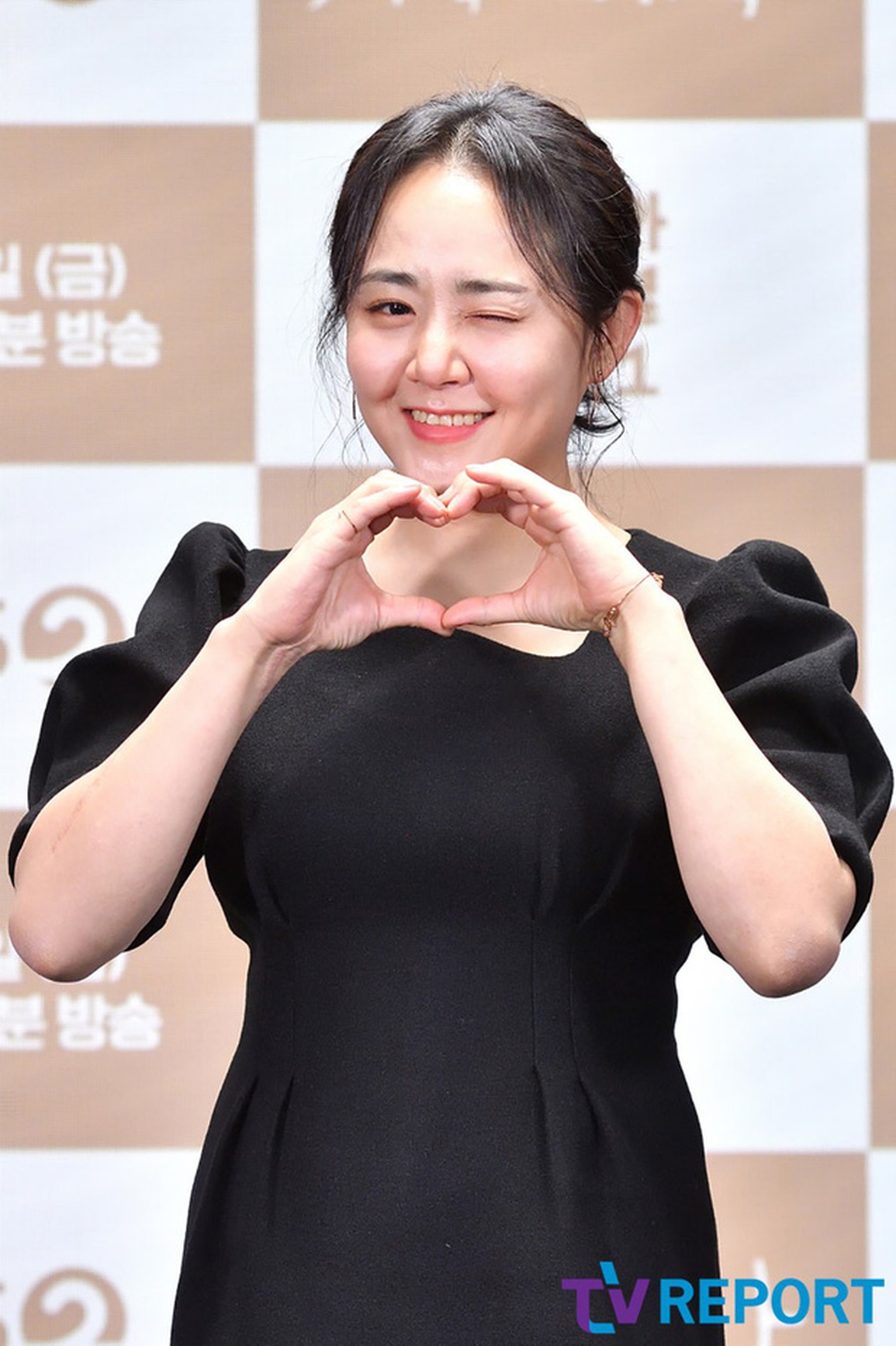 Bệnh tật khiến em gái quốc dân Moon Geun Young trở nên khác lạ - 7 Bệnh tật khiến em gái quốc dân Moon Geun Young trở nên khác lạ - 7