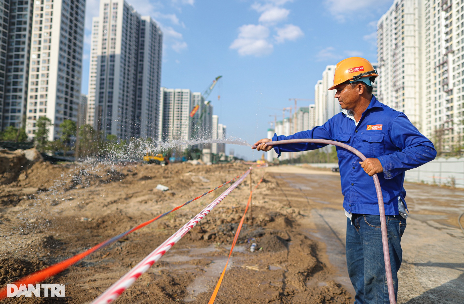 Thủ tướng Phạm Minh Chính khảo sát đại công trường Vành đai 3 dịp Tết - 15 Thủ tướng Phạm Minh Chính khảo sát đại công trường Vành đai 3 dịp Tết - 15