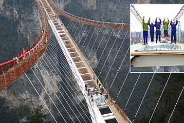 Trung Quốc rót 3,7 triệu USD xây cầu kính